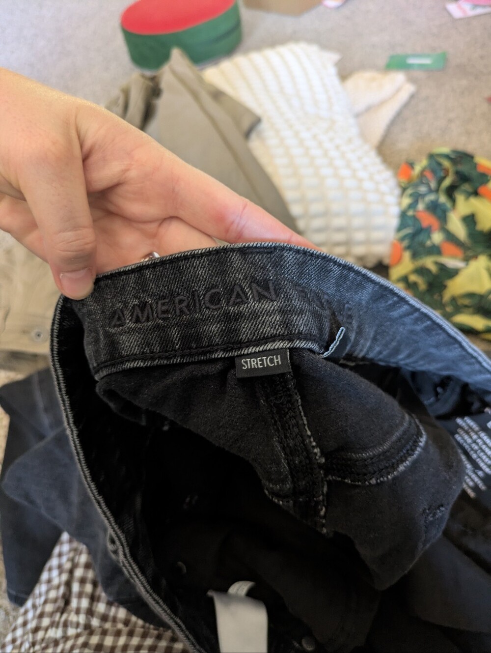 American Eagle Curvy Super High Rise Baggy Wide Leg Jeans - Picture 7 of 9